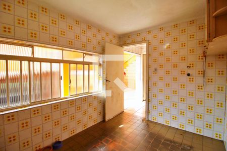 Casa à venda com 148m², 4 quartos e 5 vagasCozinha 2 