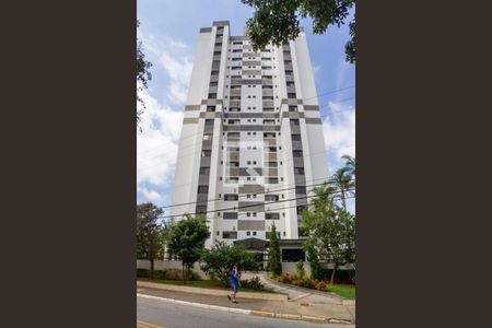 Apartamento à venda com 94m², 3 quartos e 2 vagas Apartamento à venda com 94m², 3 quartos e 2 vagasFachada