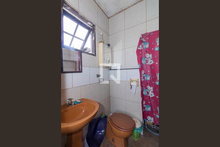 Casa à venda com 150m², 5 quartos e 3 vagas Casa à venda com 150m², 5 quartos e 3 vagasBanheiro do Salão de Festas