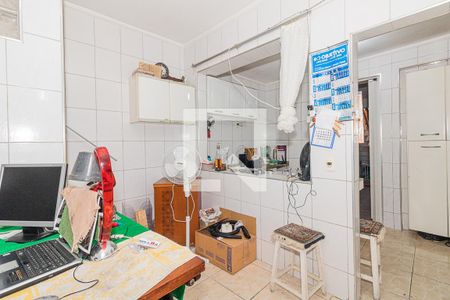 Casa à venda com 150m², 5 quartos e 3 vagas Casa à venda com 150m², 5 quartos e 3 vagasSala e Cozinha - Casa 02