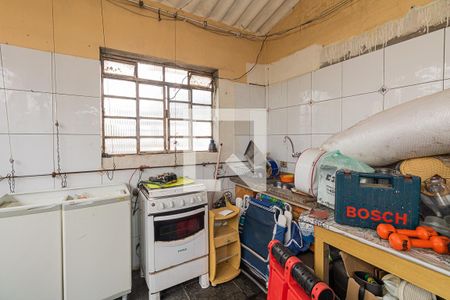 Casa à venda com 150m², 5 quartos e 3 vagas Casa à venda com 150m², 5 quartos e 3 vagasSalão de Festas