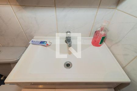 Casa à venda com 150m², 5 quartos e 3 vagas Casa à venda com 150m², 5 quartos e 3 vagasBanheiro - Casa 02