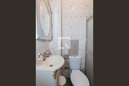 Casa à venda com 150m², 5 quartos e 3 vagas Casa à venda com 150m², 5 quartos e 3 vagasBanheiro - Casa 01