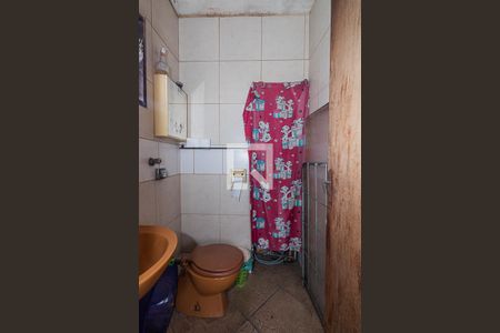 Casa à venda com 150m², 5 quartos e 3 vagas Casa à venda com 150m², 5 quartos e 3 vagasBanheiro do Salão de Festas