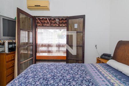 Casa à venda com 150m², 5 quartos e 3 vagas Casa à venda com 150m², 5 quartos e 3 vagasSuíte - Casa 01