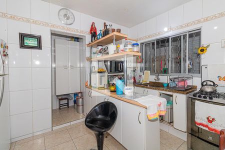 Casa à venda com 150m², 5 quartos e 3 vagas Casa à venda com 150m², 5 quartos e 3 vagasCozinha - Casa 01