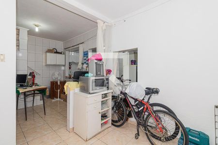 Casa à venda com 150m², 5 quartos e 3 vagas Casa à venda com 150m², 5 quartos e 3 vagasSala e Cozinha - Casa 02