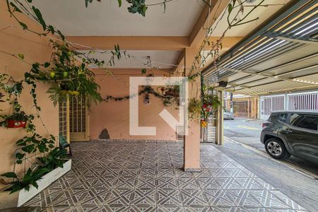 Casa à venda com 150m², 5 quartos e 3 vagas Casa à venda com 150m², 5 quartos e 3 vagasGaragem