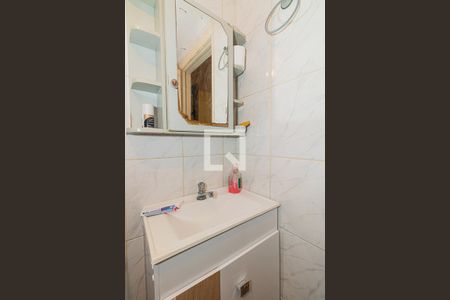 Casa à venda com 150m², 5 quartos e 3 vagas Casa à venda com 150m², 5 quartos e 3 vagasBanheiro - Casa 02