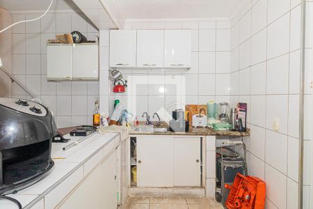Casa à venda com 150m², 5 quartos e 3 vagas Casa à venda com 150m², 5 quartos e 3 vagasSala e Cozinha - Casa 02