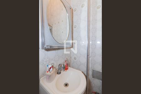 Casa à venda com 150m², 5 quartos e 3 vagas Casa à venda com 150m², 5 quartos e 3 vagasBanheiro - Casa 01