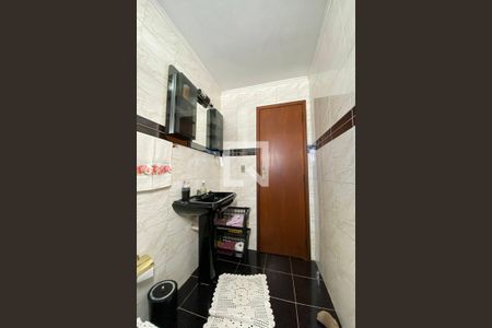 Casa à venda com 240m², 3 quartos e 1 vagaBanheiro da Suíte