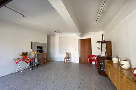 Casa à venda com 240m², 3 quartos e 1 vagaEspaço Gourmet e Garagem 