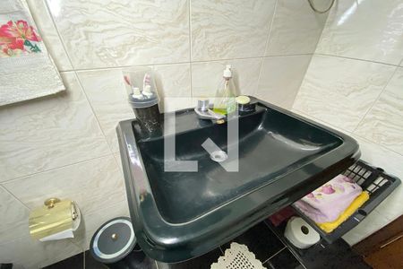 Casa à venda com 240m², 3 quartos e 1 vagaBanheiro da Suíte