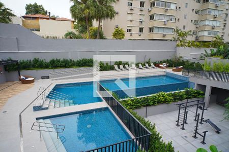 Apartamento à venda com 70m², 2 quartos e 2 vagasÁrea comum - Piscina