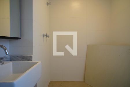 Apartamento à venda com 70m², 2 quartos e 2 vagasBanheiro da Suíte 2