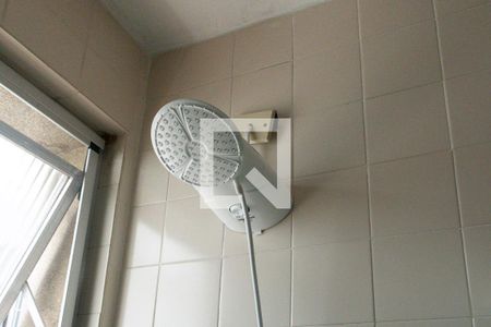 Apartamento à venda com 65m², 2 quartos e sem vaga Apartamento à venda com 65m², 2 quartos e sem vagaBanheiro