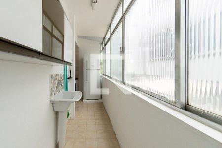 Apartamento à venda com 65m², 2 quartos e sem vaga Apartamento à venda com 65m², 2 quartos e sem vagaÁrea de Serviço