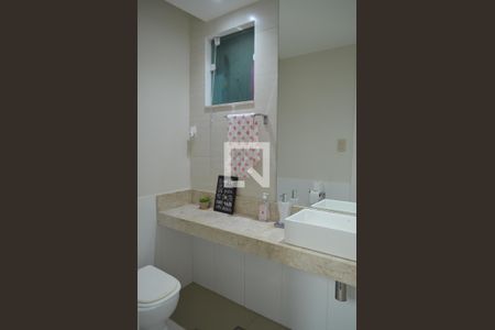 Casa à venda com 270m², 3 quartos e 3 vagasLavabo