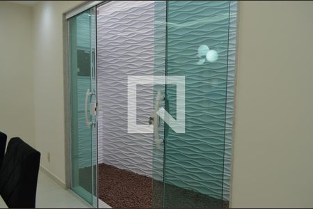 Casa à venda com 270m², 3 quartos e 3 vagasJardim de Inverno