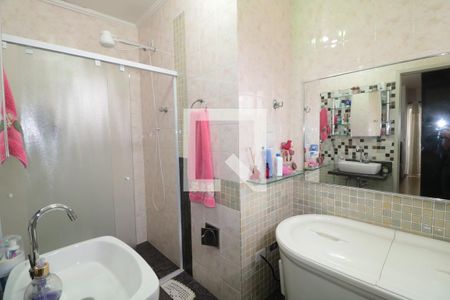 Banheiro da Suíte  de casa para alugar com 3 quartos, 160m² em Vila Esperança, São Paulo