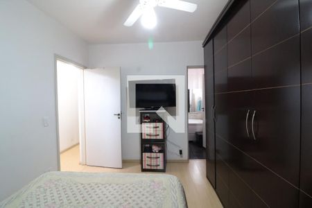 Suíte de casa para alugar com 3 quartos, 160m² em Vila Esperança, São Paulo