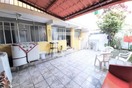 Casa à venda com 180m², 3 quartos e 3 vagasQuintal