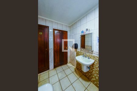 Casa à venda com 640m², 6 quartos e 10 vagasBanheiro da Suíte 2