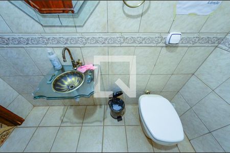 Casa à venda com 640m², 6 quartos e 10 vagasBanheiro 2