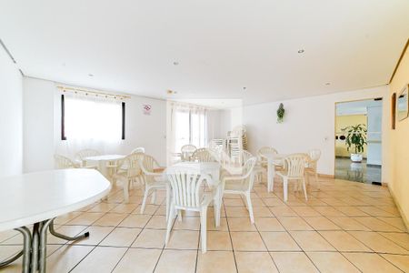 Apartamento à venda com 51m², 2 quartos e 1 vaga Apartamento à venda com 51m², 2 quartos e 1 vagaÁrea comum - Salão de festas