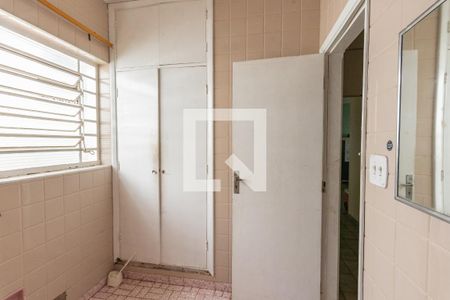 Casa à venda com 175m², 3 quartos e 4 vagasBanheiro