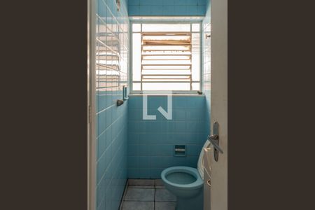 Casa à venda com 175m², 3 quartos e 4 vagasBanheiro 2