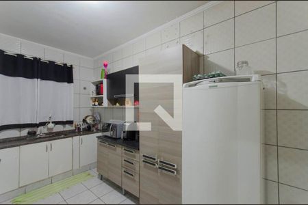 Casa à venda com m², 2 quartos e 1 vaga Casa à venda com m², 2 quartos e 1 vagaCozinha