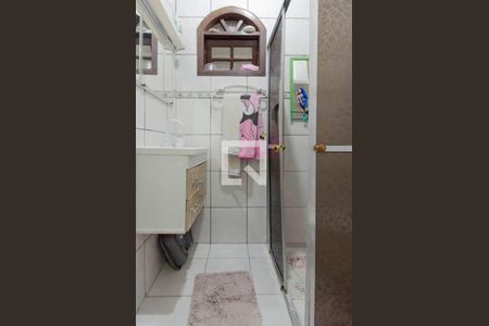 Casa à venda com m², 2 quartos e 1 vaga Casa à venda com m², 2 quartos e 1 vagaBanheiro