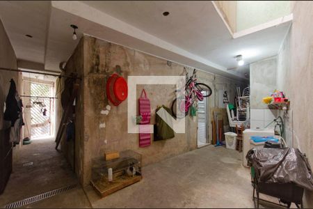 Casa à venda com m², 2 quartos e 1 vaga Casa à venda com m², 2 quartos e 1 vagaÁrea de Serviço