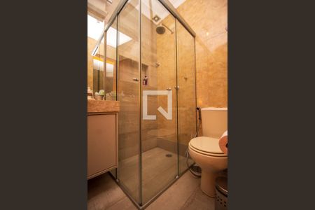 Casa à venda com 230m², 3 quartos e 4 vagas Casa à venda com 230m², 3 quartos e 4 vagasBanheiro