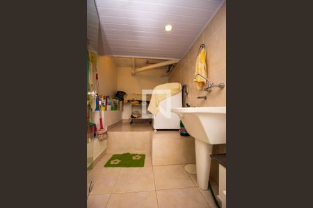 Casa à venda com 230m², 3 quartos e 4 vagas Casa à venda com 230m², 3 quartos e 4 vagasÁrea de Serviço