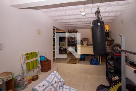 Casa à venda com 230m², 3 quartos e 4 vagas Casa à venda com 230m², 3 quartos e 4 vagasQuarto de Serviço