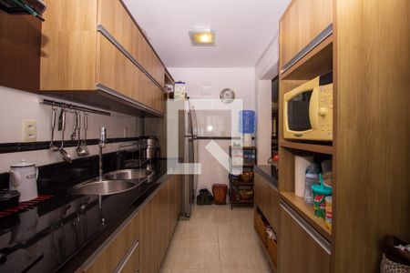 Casa à venda com 230m², 3 quartos e 4 vagas Casa à venda com 230m², 3 quartos e 4 vagasCozinha