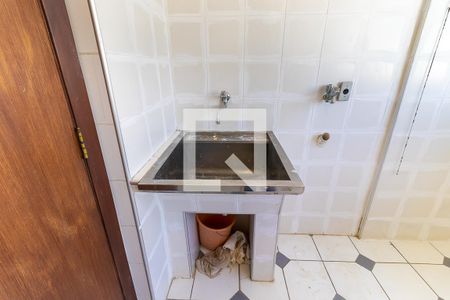 Apartamento à venda com 220m², 3 quartos e 4 vagas Apartamento à venda com 220m², 3 quartos e 4 vagasÁrea de serviço