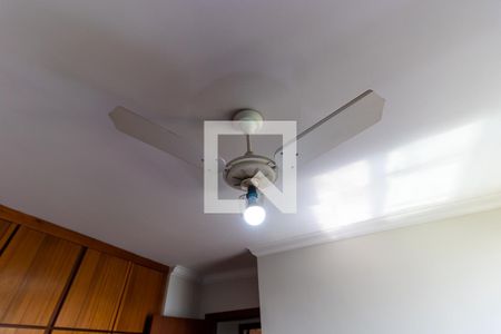 Apartamento à venda com 220m², 3 quartos e 4 vagas Apartamento à venda com 220m², 3 quartos e 4 vagasQuarto 3