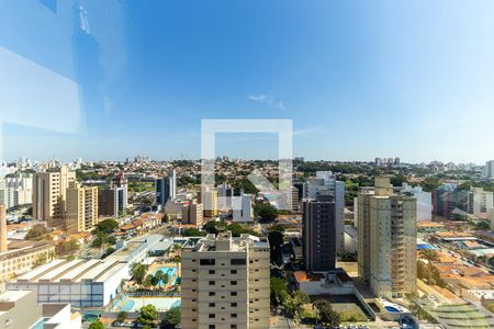 Apartamento à venda com 220m², 3 quartos e 4 vagas Apartamento à venda com 220m², 3 quartos e 4 vagasVista do dechk da piscina