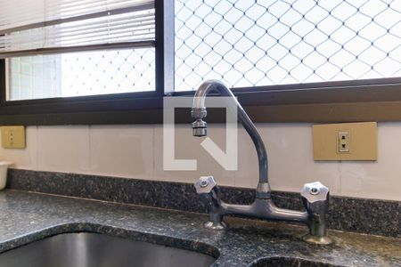 Apartamento à venda com 220m², 3 quartos e 4 vagas Apartamento à venda com 220m², 3 quartos e 4 vagasCozinha