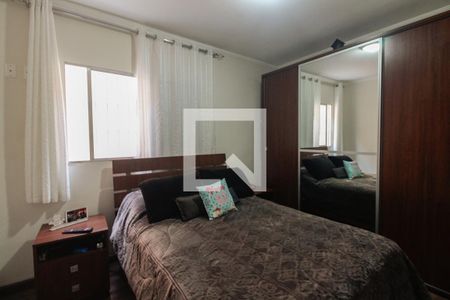 Casa à venda com 200m², 3 quartos e 2 vagas Casa à venda com 200m², 3 quartos e 2 vagasSuíte