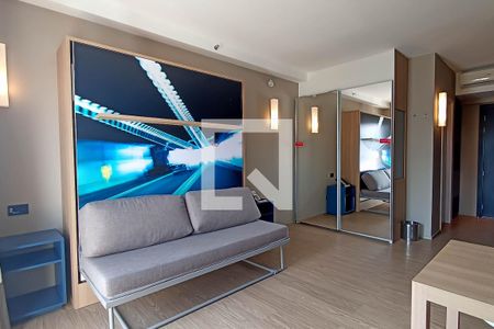 Sala/Quarto de apartamento para alugar com 1 quarto, 29m² em Alphaville Industrial, Barueri