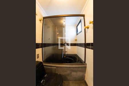 Apartamento à venda com 264m², 3 quartos e 4 vagas Apartamento à venda com 264m², 3 quartos e 4 vagasBanheiro