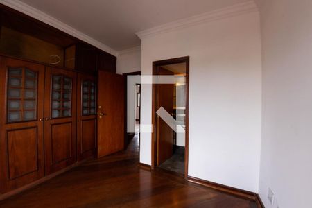 Apartamento à venda com 264m², 3 quartos e 4 vagas Apartamento à venda com 264m², 3 quartos e 4 vagasQuarto 1