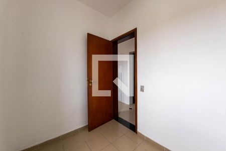Apartamento à venda com 264m², 3 quartos e 4 vagas Apartamento à venda com 264m², 3 quartos e 4 vagasQuarto de Serviço
