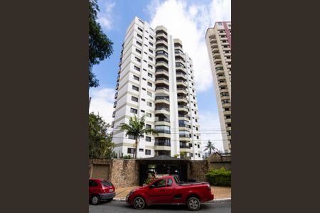 Apartamento à venda com 264m², 3 quartos e 4 vagas Apartamento à venda com 264m², 3 quartos e 4 vagasFachada