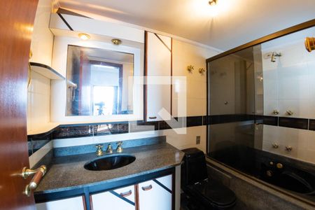 Apartamento à venda com 264m², 3 quartos e 4 vagas Apartamento à venda com 264m², 3 quartos e 4 vagasBanheiro